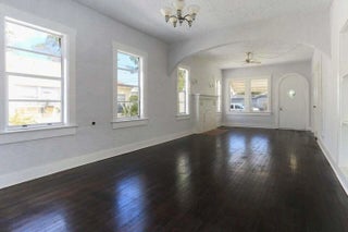 Photo of Listing #R11152697