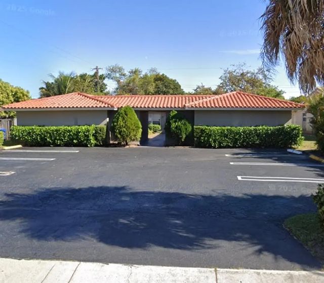 4115 Riverside Drive #1-5, Coral Springs
