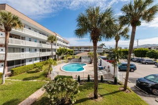 Photo of Listing #F10543830