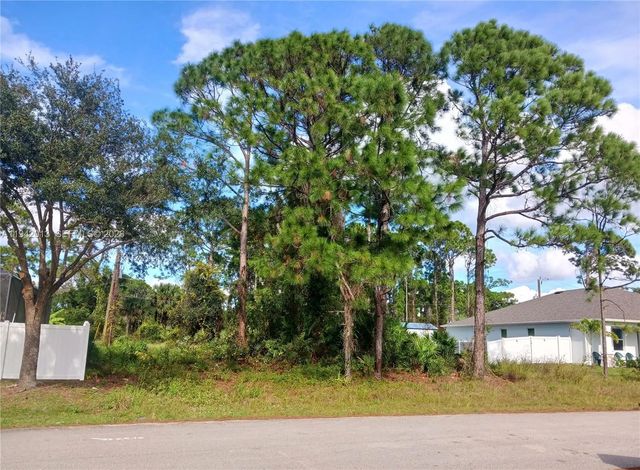 4 of 10 - 249 San Luis Street Sw, Palm Bay, FL