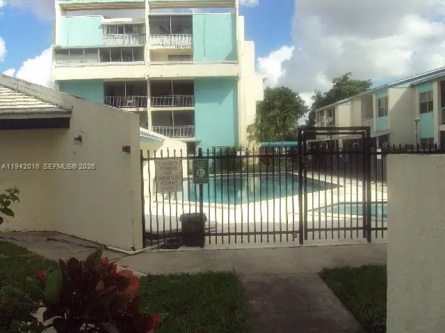 2 of 10 - N/A, Lauderhill, FL