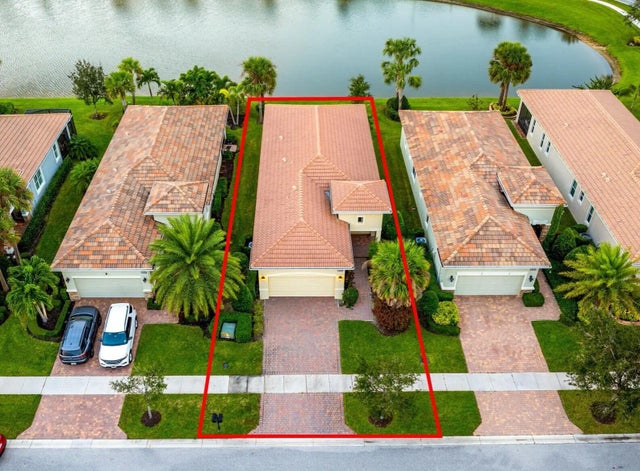 Photo of Listing #R11152729