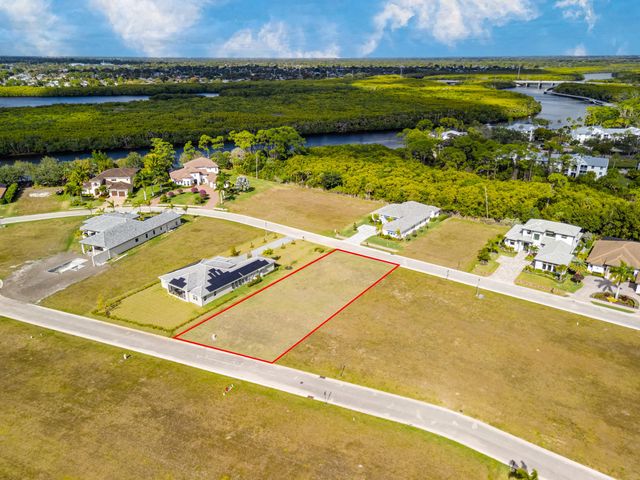 3 of 13 - 135 Se Via Lago Garda, Port St. Lucie, FL