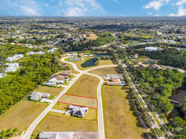 5 of 13 - 135 Se Via Lago Garda, Port St. Lucie, FL