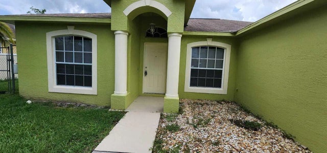 Photo of Listing #R11152752