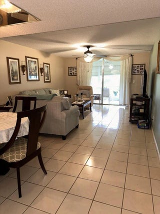 Photo of Listing #R11152756