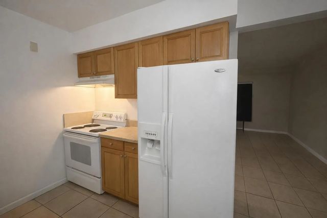 2 of 12 - 1225 Nw 10th Place, Fort Lauderdale, FL