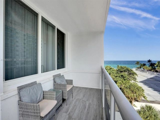 3725 S Ocean Drive #520, Hollywood