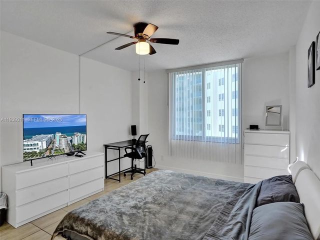 3725 S Ocean Drive #520, Hollywood