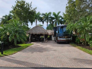 Photo of Listing #F10544151