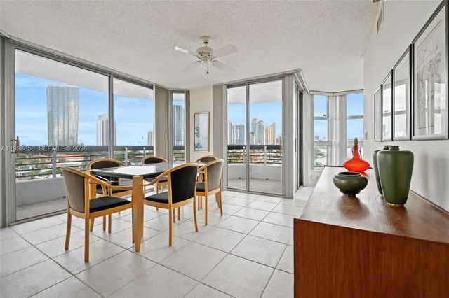 4 of 28 - 19195 Ne 36th Court #710, Aventura, FL