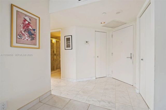 5 of 28 - 19195 Ne 36th Court #710, Aventura, FL