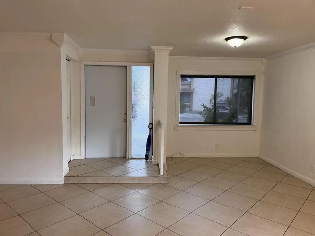 3 of 17 - 208 Wimbledon Lake Drive #208, Plantation, FL