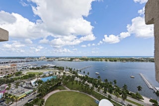 Photo of Listing #R11152862