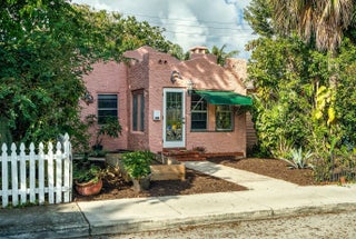 Photo of Listing #R11152874