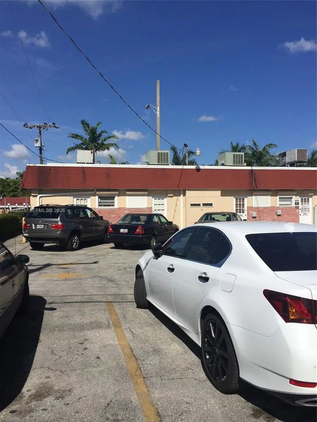 413 S Federal Highway, Dania Beach