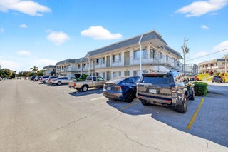 Photo of Listing #R11152914