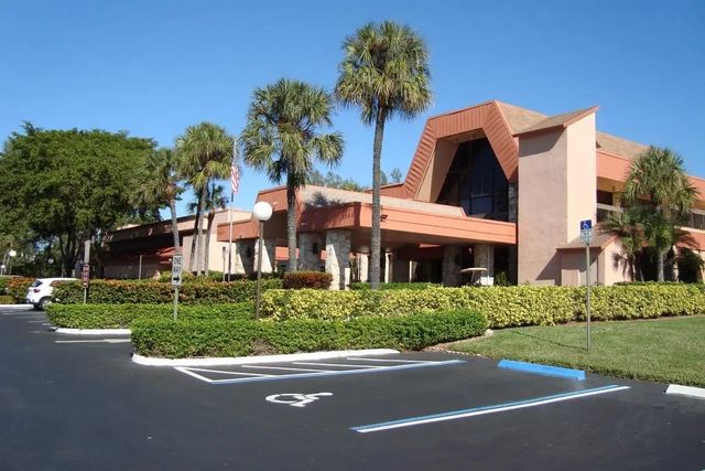 3120 Holiday Springs Boulevard #106, Margate