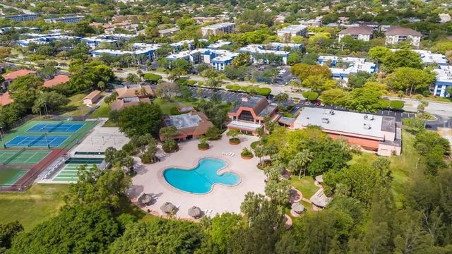 3 of 56 - 3120 Holiday Springs Boulevard #106, Margate, FL