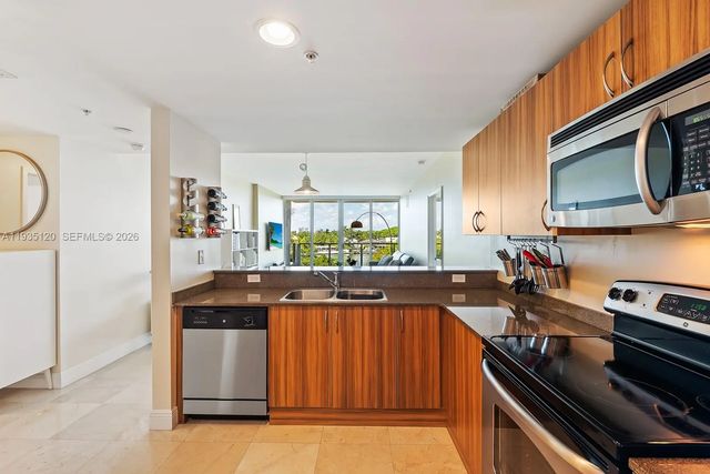 5 of 20 - 6305 Indian Creek Drive #4d, Miami Beach, FL