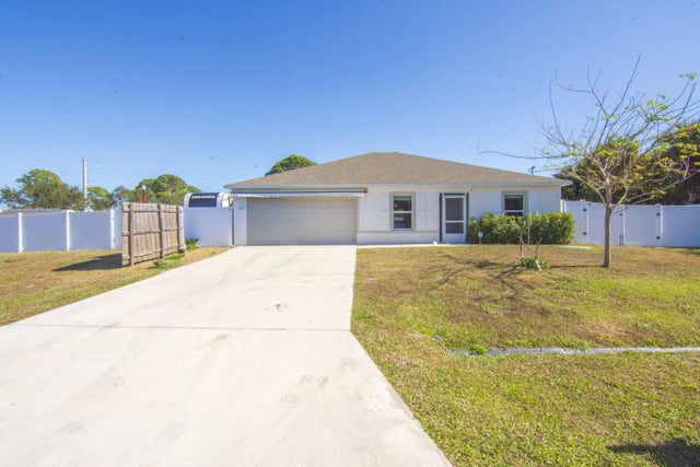 Photo of Listing #R11152955