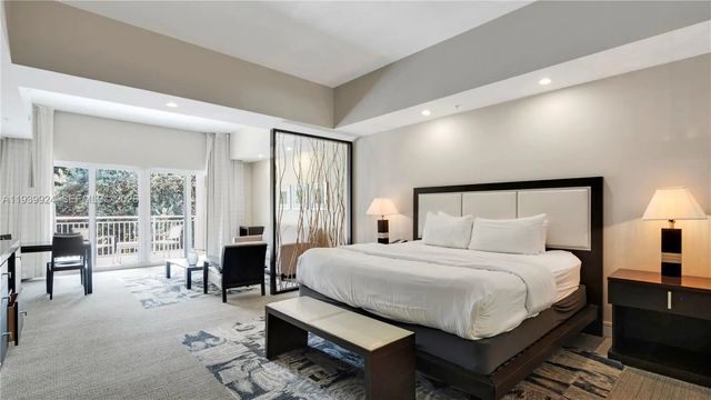 5300 Nw 87th Avenue #1510, Doral