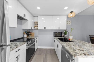 Photo of Listing #R11153027