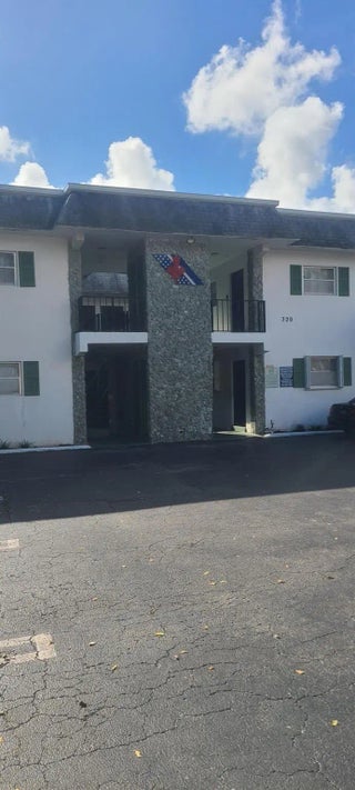 Photo of Listing #F10544625