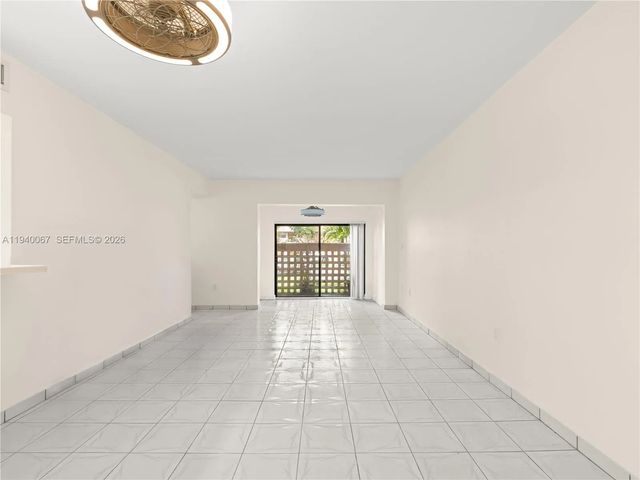 5 of 31 - 10249 Nw 9th St Circle #107-8, Miami, FL
