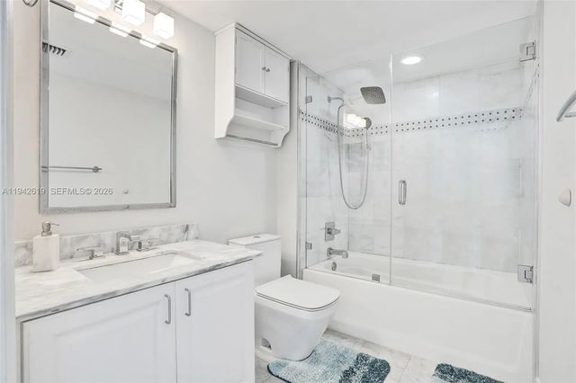 4 of 33 - 90 Alton Road #807, Miami Beach, FL