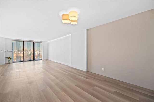 3 of 35 - 18151 Ne 31st Court #1714, Aventura, FL