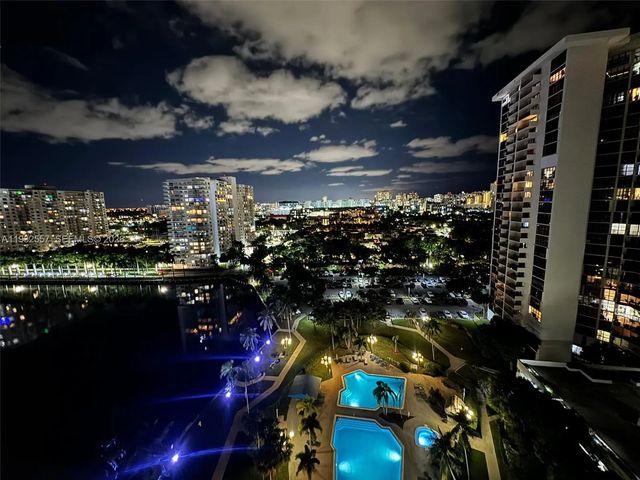 4 of 35 - 18151 Ne 31st Court #1714, Aventura, FL