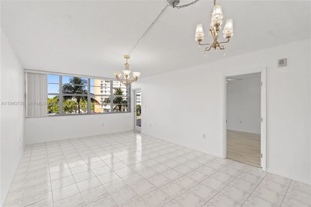 3 of 29 - 1351 Ne Miami Gardens Drive #301e, Miami, FL