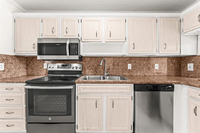 4 of 36 - 4500 N Federal Highway #344e, Lighthouse Point, FL
