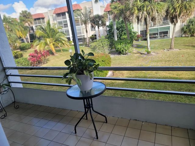2 of 32 - 3774 Inverrary Boulevard #p202, Lauderhill, FL