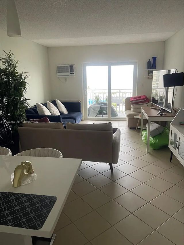 3 of 3 - 200 S Birch Road #1111, Fort Lauderdale, FL