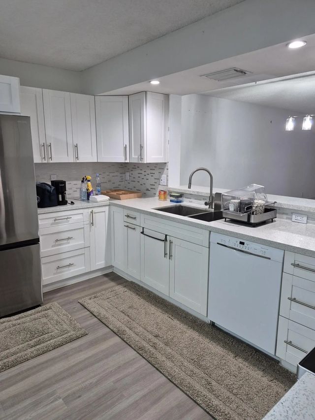9717 Sills Drive E #102, Boynton Beach