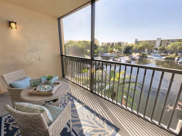 3 Royal Palm Way #205, Boca Raton