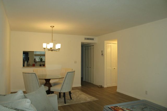 3 of 17 - 3200 Holiday Springs Boulevard #105, Margate, FL