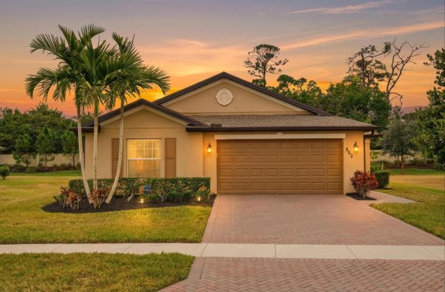 2 of 46 - 868 Bent Creek Drive, Fort Pierce, FL
