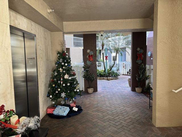 3 of 45 - 7715 Southampton Terrace #405, Tamarac, FL