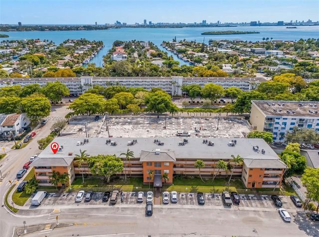 4 of 34 - 11840 Ne 19th Drive #9, North Miami, FL