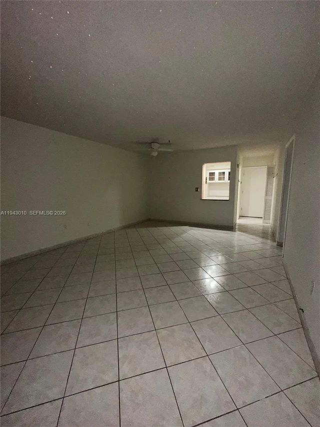 5 of 9 - 16901 Ne 13th Avenue #103, Miami, FL