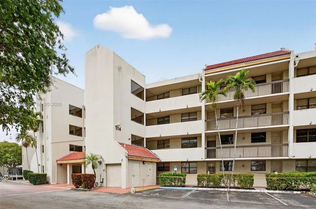 2 of 35 - 114 Lake Emerald Drive #104, Oakland Park, FL