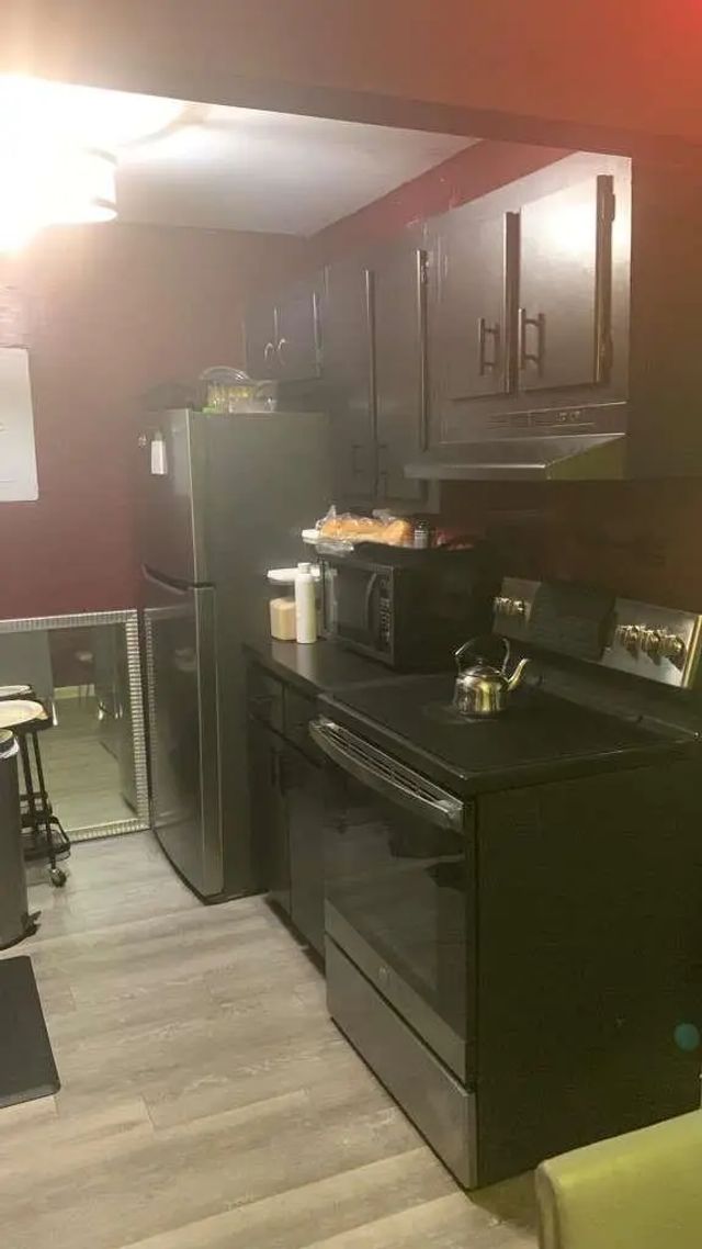 2 of 12 - 1333 S Dixie Highway #202, Deerfield Beach, FL