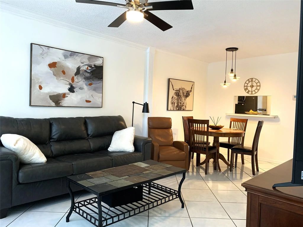 5003 Nw 35th Street #508, Lauderdale Lakes