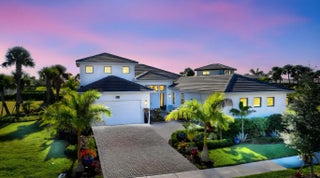 Photo of Listing #R11153338