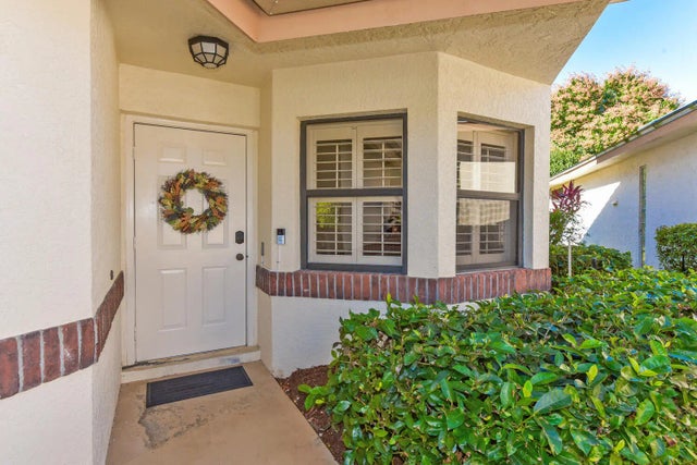 Photo of Listing #R11153343