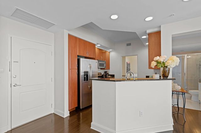 4 of 24 - 801 S Olive Avenue #1402, West Palm Beach, FL