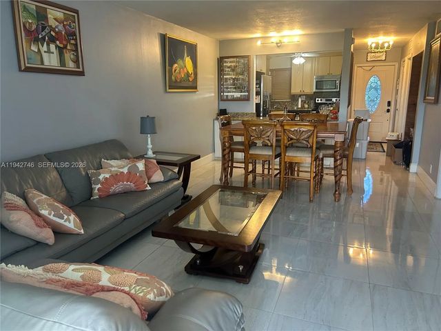 2 of 32 - 8900 Washington Boulevard #405a, Pembroke Pines, FL